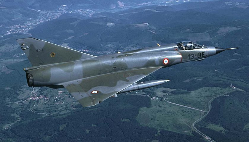 mirage3 Analyses Défense | Aviation de chasse | Budgets des armées et effort de Défense