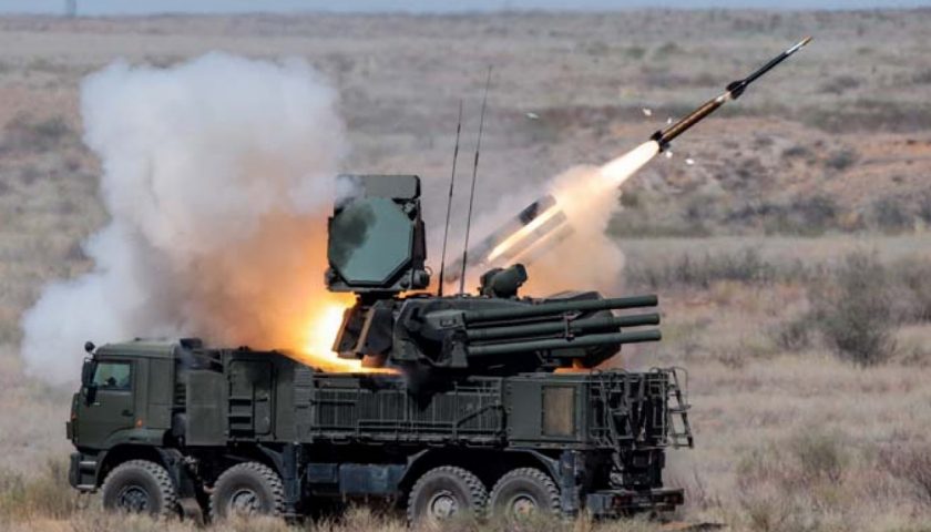 L'industrie de Défense russe séduit les pays africains 1 Le systeme Pantsir S1 russe assure une protection rapprochee anti aerienne anti missile et anti drones des sites sensibles Actualités Défense | Cameroun | Construction d'Hélicoptères Militaires
