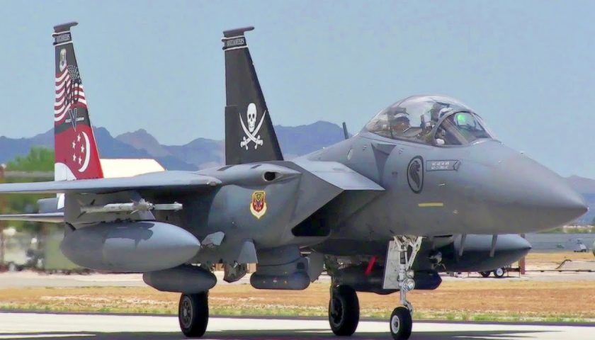 Singapour choisit la version à décollage verticale F35B pour remplacer ses F16 1 Singapour F15SG Actualités Défense | Aviation de chasse | Budgets des armées et effort de Défense