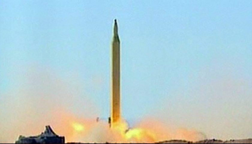 shahab 3 MRBM 2 Actualités Défense | Armes nucléaires | Forces de Dissuasion