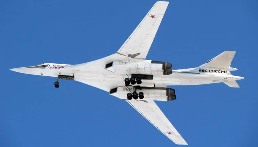Tupolev Tu 160 Naumenko 1 Analyses Défense | Armes stratégiques | Bombardiers Stratégiques