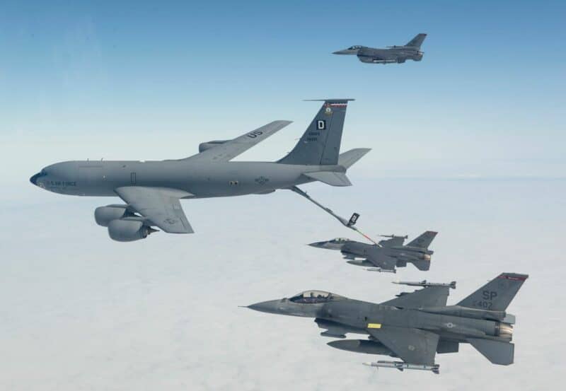 avion ravitailleur KC-135 stratotankher de l'US Air Force