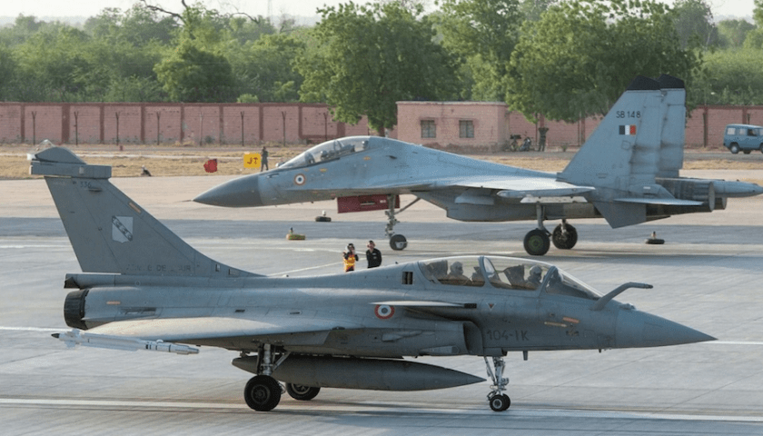 Rafale M, Scorpène, SNA ..: Les spéculations vont bon train dans la presse indienne au sujet de la visite officielle du PM Modi en France 1 Rafale Su 30MKI Exportations d'armes | Air Independant Propulsion AIP | Aviation de chasse