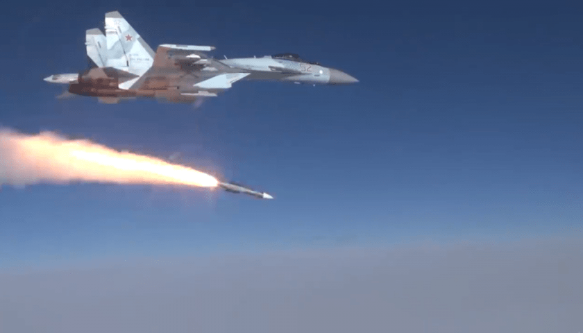 Le laser à haute énergie du système aéroporté SHIELD bientôt prêt pour les essais 1 R37M shoot Analyses Défense | Armes Laser et énergie dirigée | Aviation de chasse