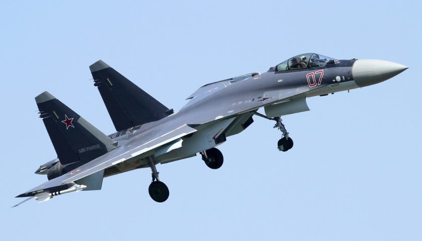 Florence Parly en Indonésie pour négocier la vente de Rafale et de sous-marins Scorpene ? 1 Su35 07rouge Actualités Défense | Aviation de chasse | Construction aéronautique militaire