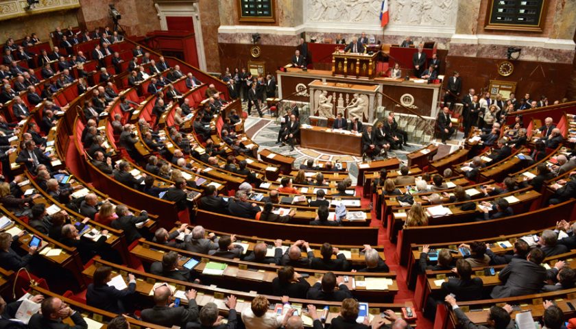 une seance dans l hemicycle de l assemblee nationale Analyses Défense | Budgets des armées et effort de Défense | Exportations d'armes