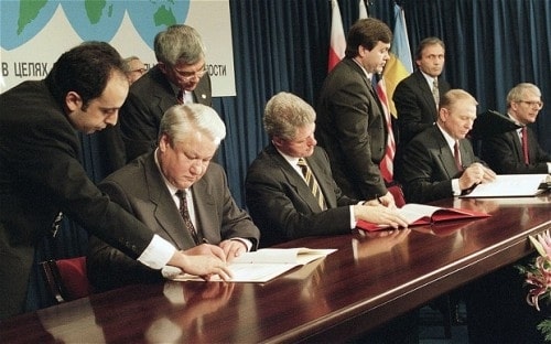 memorandum budapest Actualités Défense | Alliances militaires | Armes nucléaires