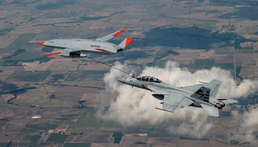 Stingray MQ 25 Super Hornet Actualités Défense | Armes Laser et énergie dirigée | Canon électrique Railgun