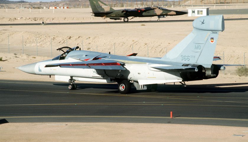 Le Congrès veut un nouvel avion de guerre électronique tactique pour l'US Air Force 1 EF 11A Raven EW USAF Actualités Défense | Aviation de chasse | Awacs et guerre électronique