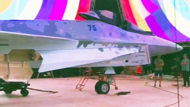 soute lateralle chekmate Analyses Défense | Aviation de chasse | Construction aéronautique militaire