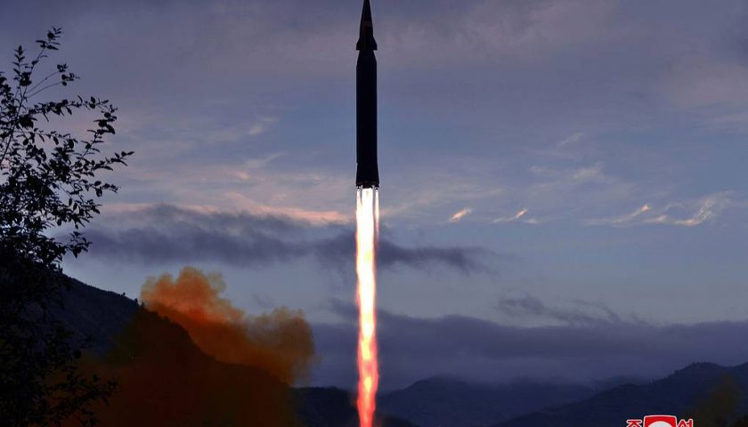 La Corée du Nord teste à nouveau un missile balistique hypersonique aux performances avancées 1 North Korea Hypersonic glider Armes et missiles hypersoniques | Armes nucléaires | Corée du Nord