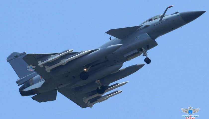 Quelles conséquences de l'acquisition de 25 chasseurs J-10CE chinois par le Pakistan ? 1 J10C pl10 PL15 Analyses Défense | Aviation de chasse | Conflit Indo-Pakistanais