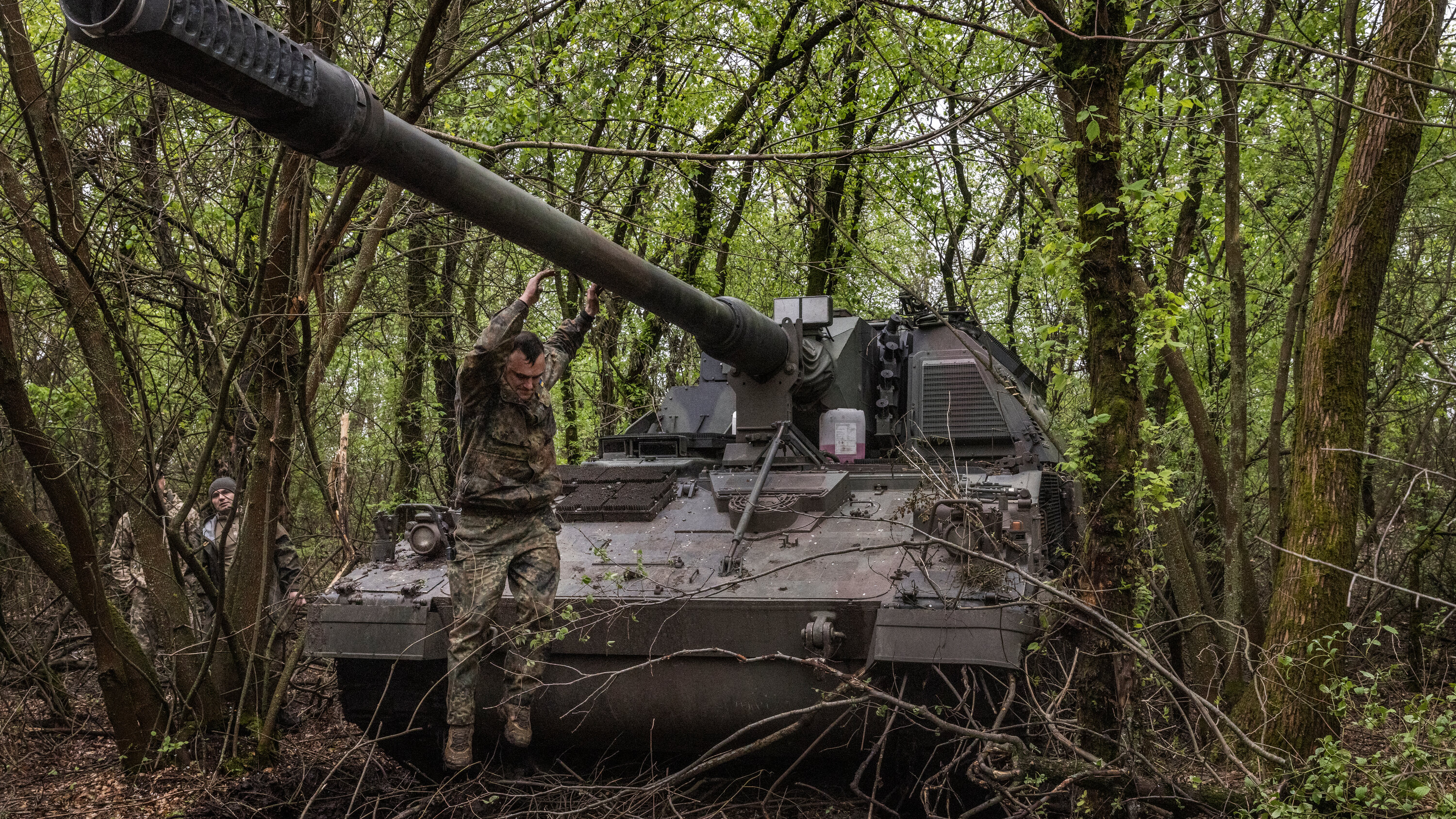 01ukraine weapon 01 lqgz videoSixteenByNine3000 v2 Artillerie | Actualités Défense | Canon porté