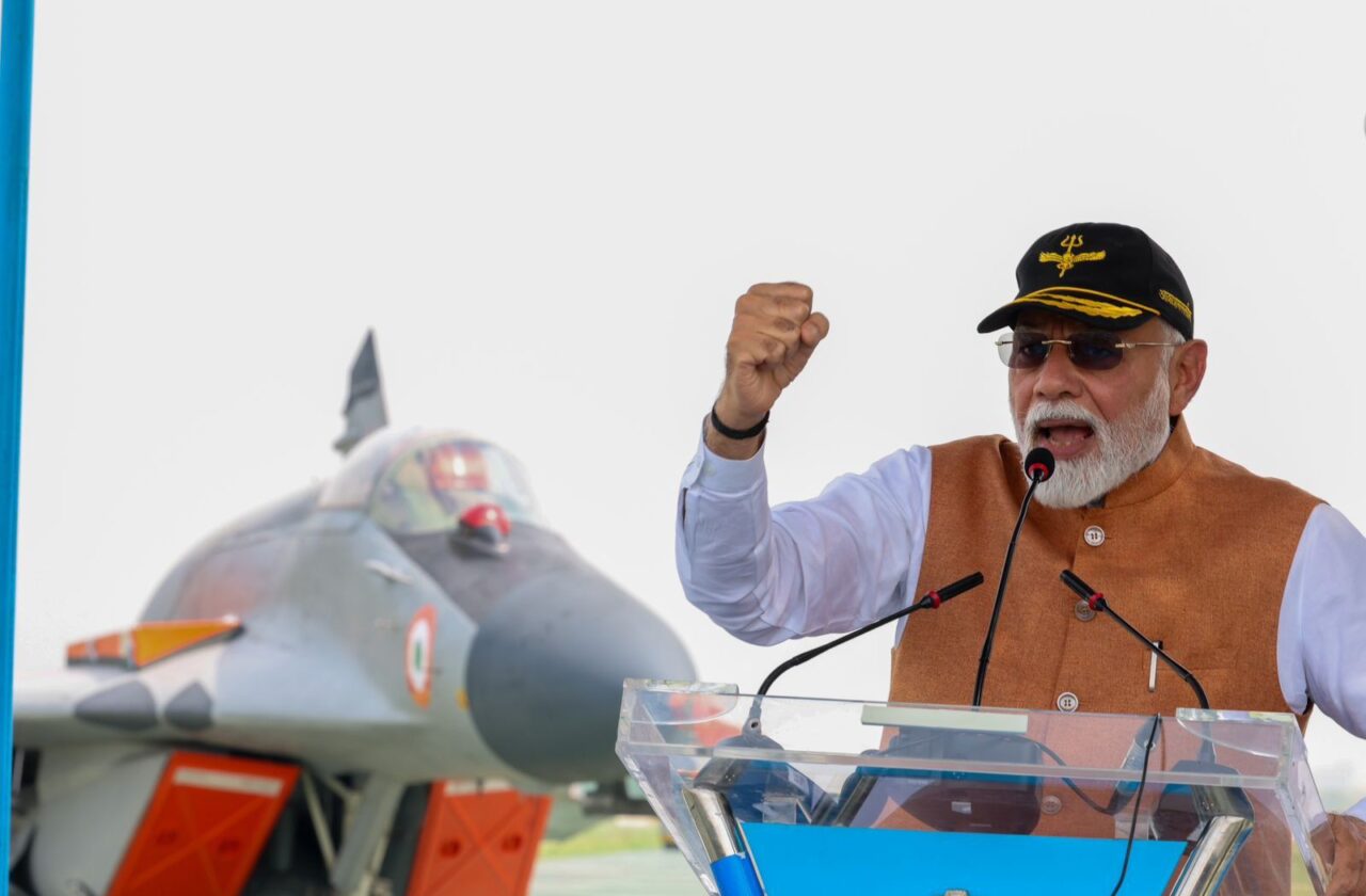 Modi adamput IAF