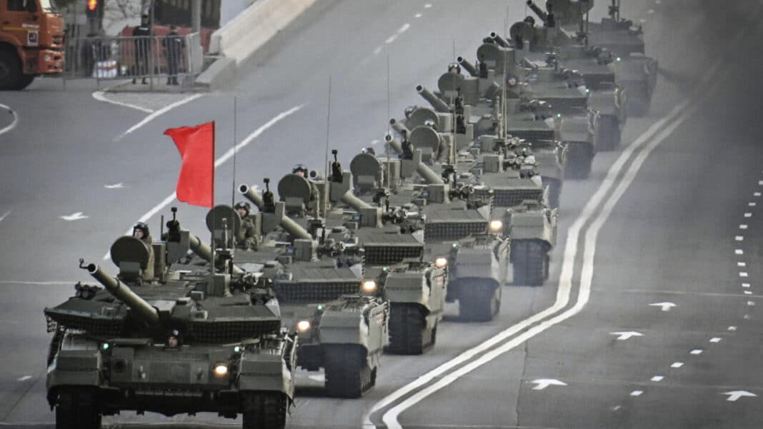 Défilé place rouge 2025