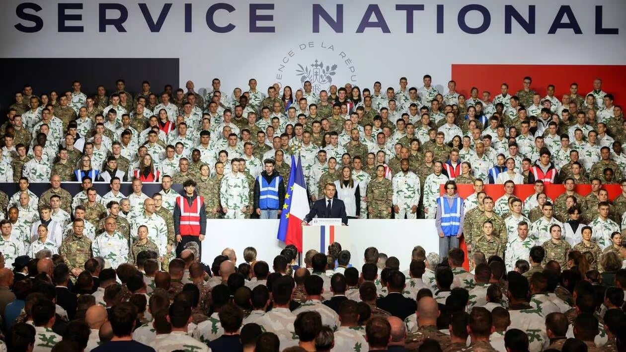 Emmanuel macron service militaire volontaire 27 novembre 2025
